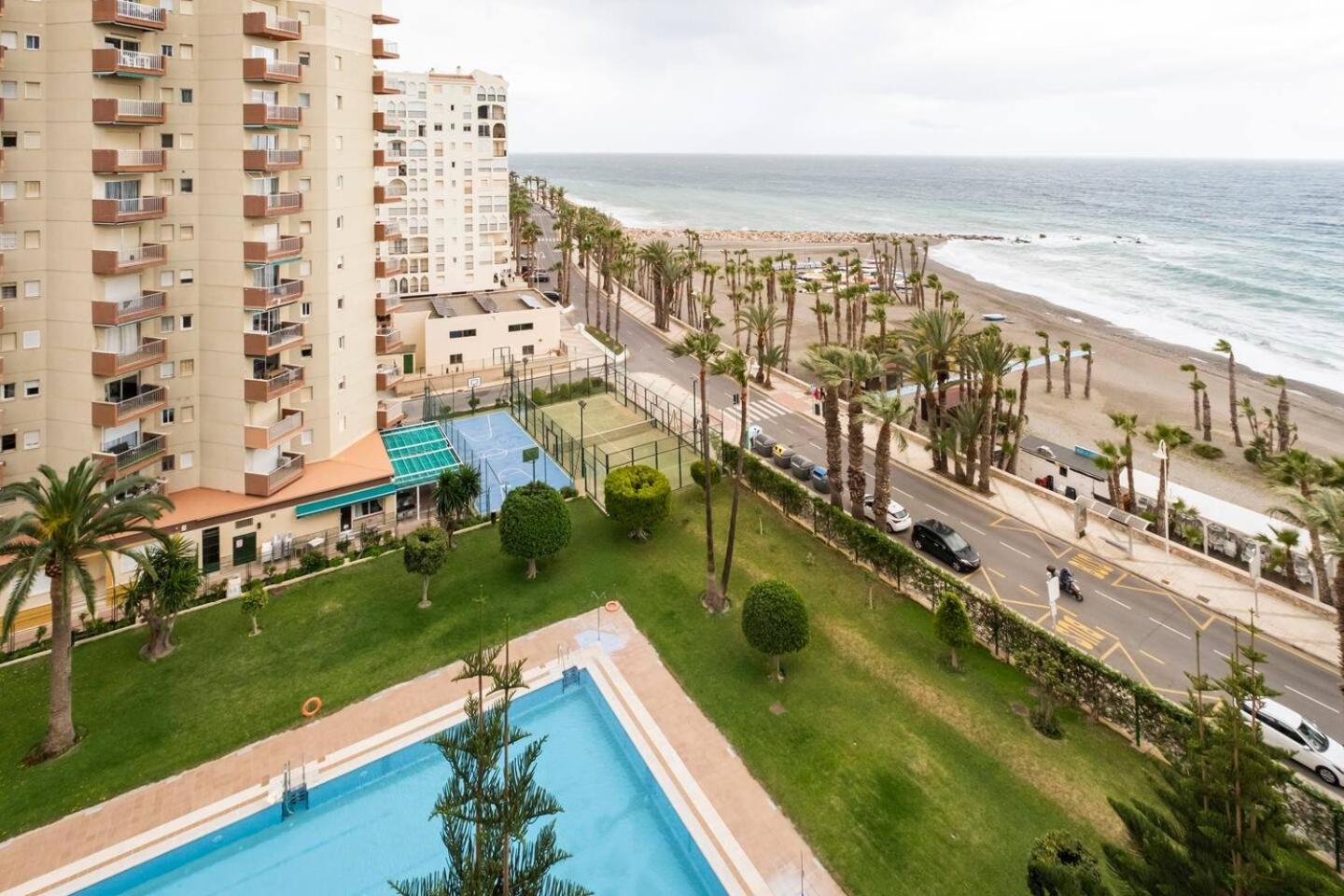 Gondolas 1ª Linea Playa Almuñécar Екстериор снимка