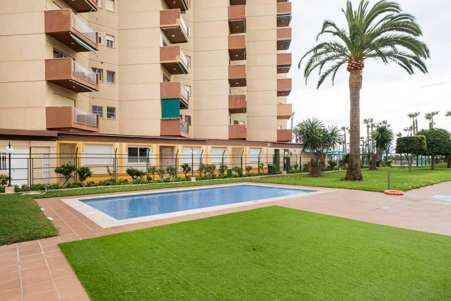 Gondolas 1ª Linea Playa Almuñécar Екстериор снимка